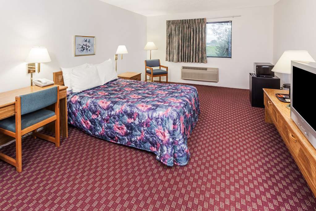 Super 8 By Wyndham Hebron Lowell Area Szoba fotó