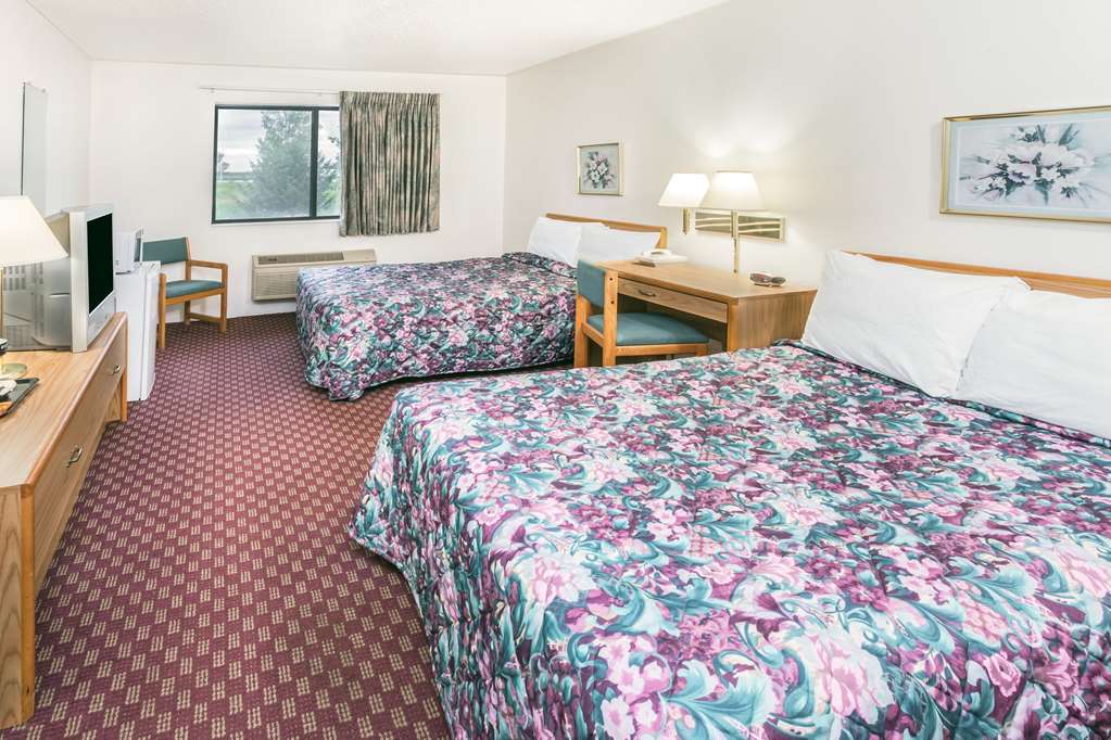 Super 8 By Wyndham Hebron Lowell Area Szoba fotó